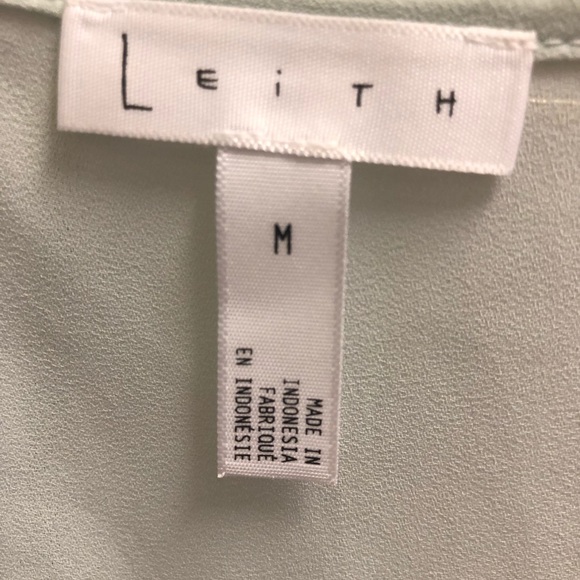 Cute blouse tank top - Picture 2 of 3